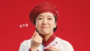 ミルキーを一粒口に入れると『みんなペコちゃん』